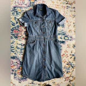 Eddie Bauer Denim Fitted Shirt Dress with Short sleeve knee length 6 medium